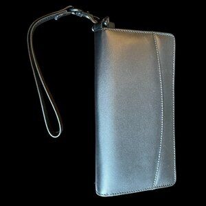 Winn International Leather Zippered Passport Travel Organizer – Black – New